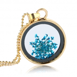 Natural wind plant dried flower gypsophila pendant silver glass Mori necklace lake blue lace flower natural embossing